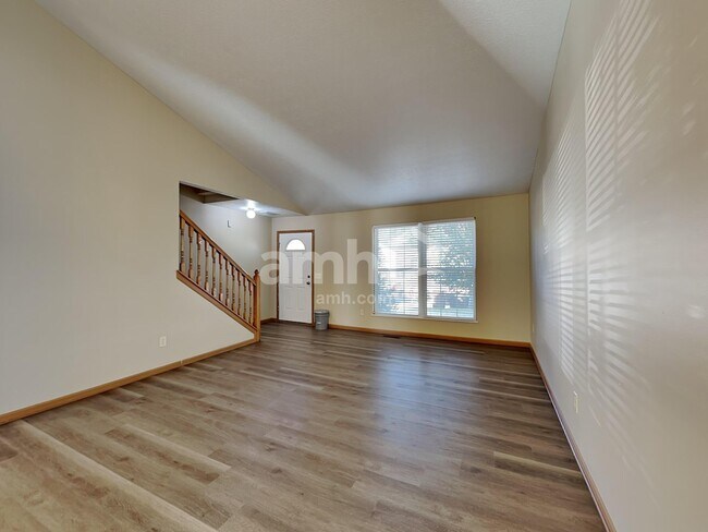 Foto del edificio - 1162 McNeil Dr