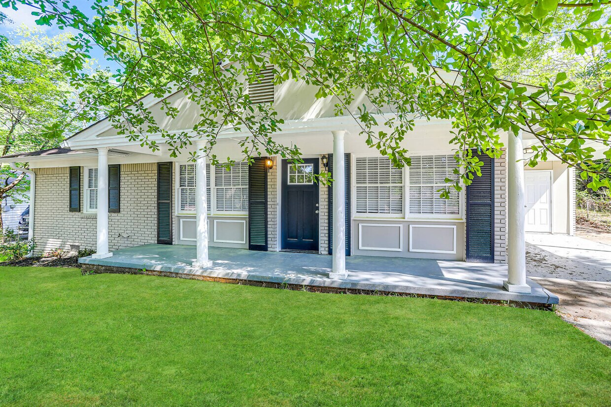 Primary Photo - 3539 Meadowridge Dr Sw
