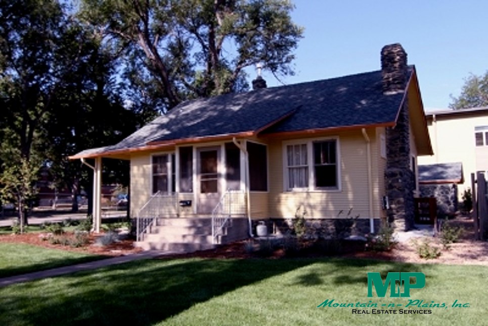 Primary Photo - 645 S Loomis Ave