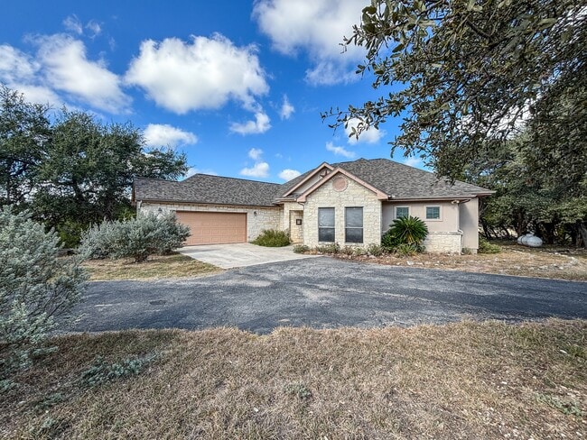 Building Photo - 1211 Flaman Rd