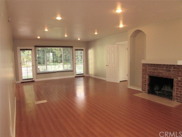 Building Photo - 1520 Palos Verdes Dr W