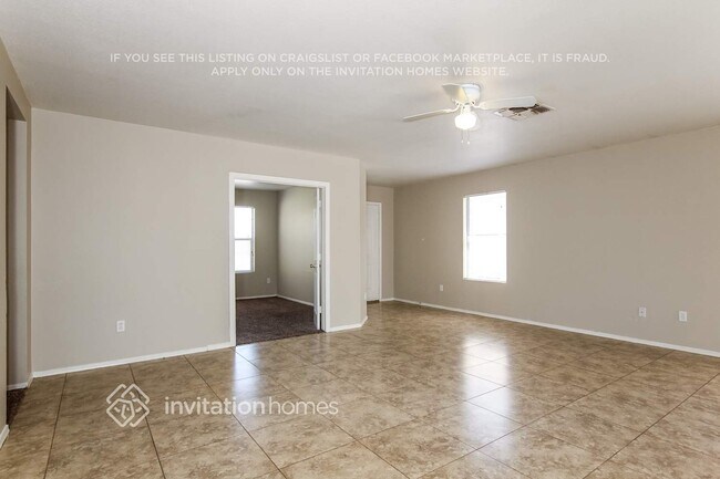 Foto del edificio - 12628 N Main St