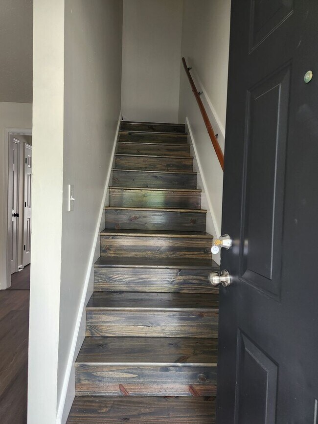 Foto del edificio - 100 Bob White Way