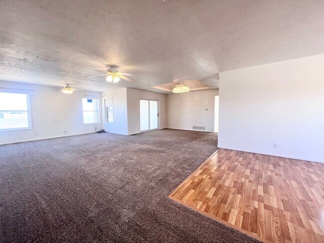Foto del edificio - 15892 Co Rd 40