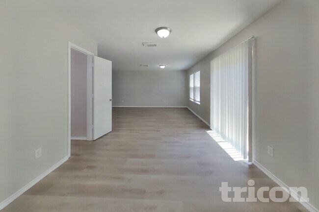 Foto del edificio - 12402 Grossmount Dr