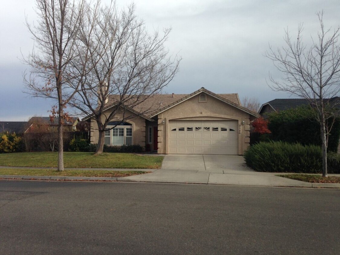 3346 Eaton Village Dr, Chico, CA 95973 House Rental in Chico, CA