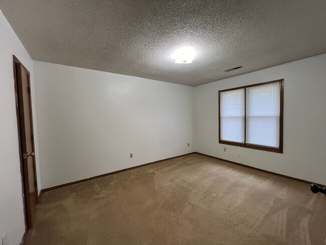 Foto del edificio - 814/816 W Raynell St