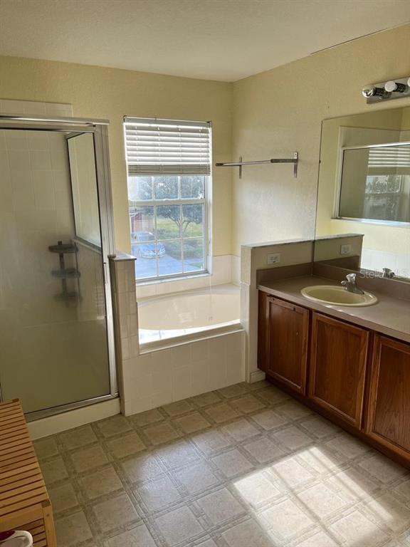 Building Photo - 2977 Langdon Ln N