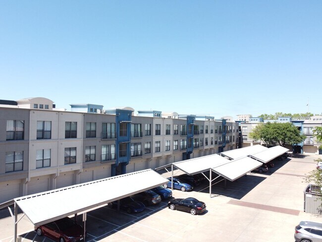 Building Photo - Aridi-4414 Cedar Springs Dr Unit 311