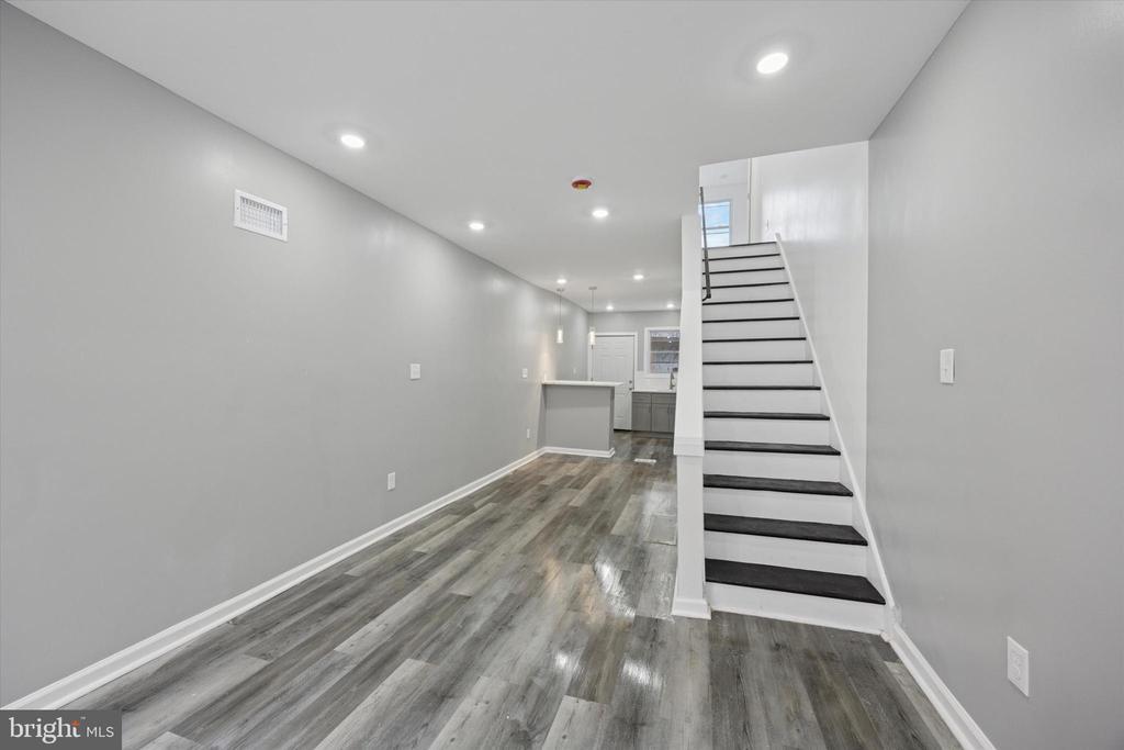 Foto principal - 1904 N Leithgow St