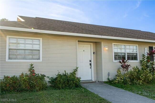 Foto del edificio - 2591 47th Terrace SW