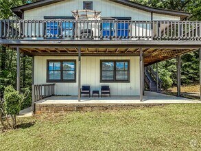Building Photo - 280 Starritt Ln