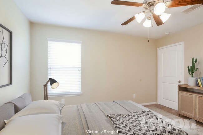 Foto del edificio - 680 Totem Trail Dr