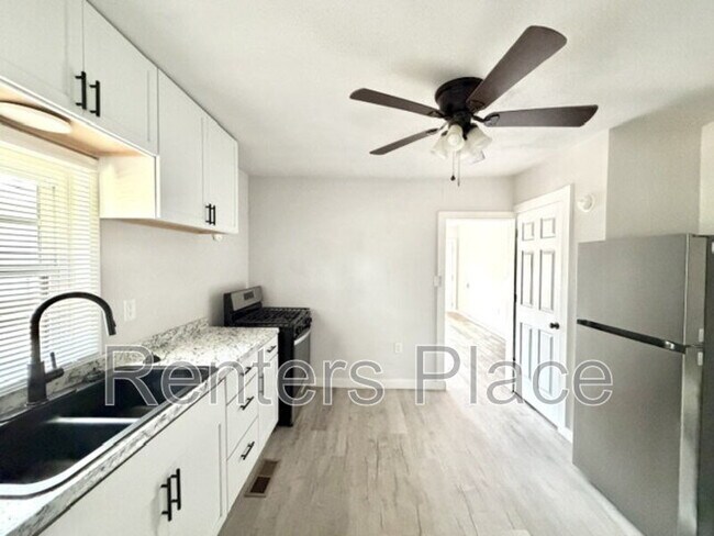 Foto del edificio - 903 N Owalla Ave