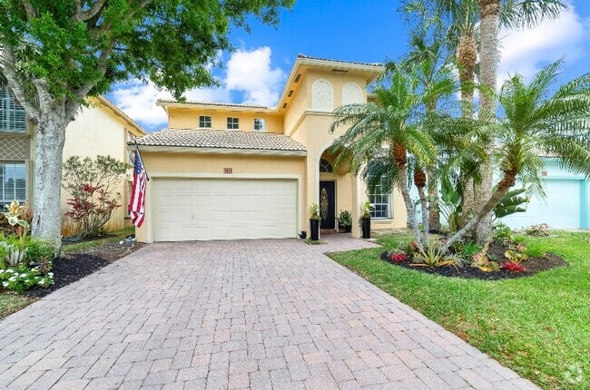 Building Photo - 4015 NW Deer Oak Dr
