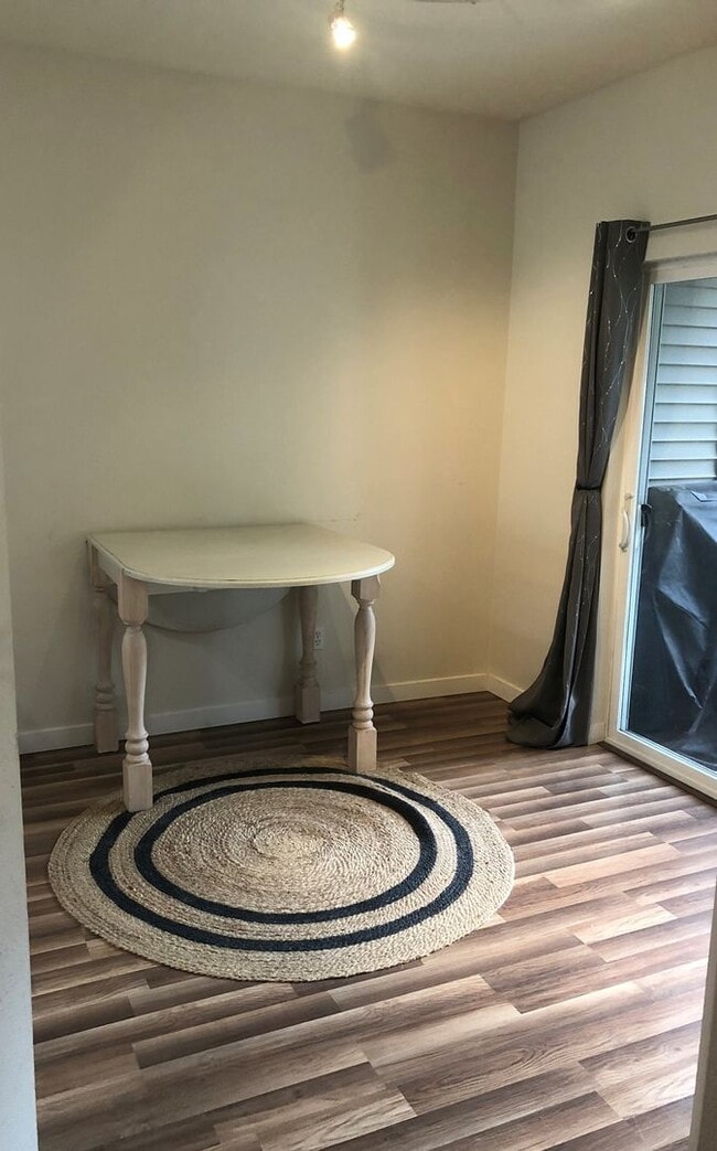 Foto del edificio - 2bd/2.5ba Duvall House