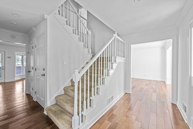 Building Photo - 2308 Defoors Ferry Rd NW