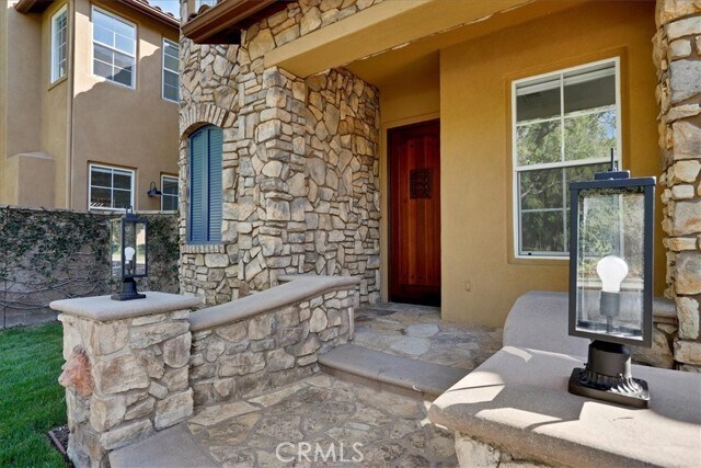 Building Photo - 16 Oroville