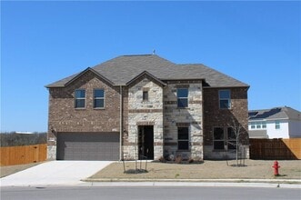 Building Photo - 16700 Fresno Cove