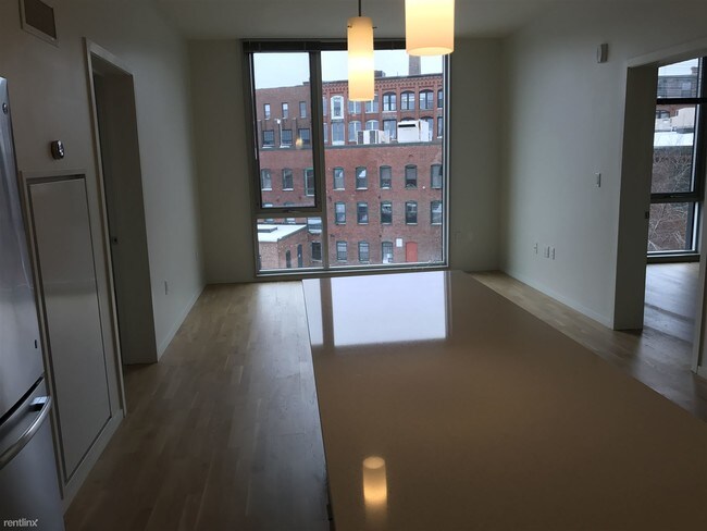 Building Photo - 2 br, 2 bath  - 76 Union Park St