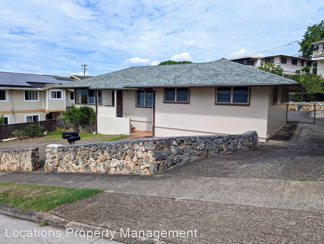 Primary Photo - 3 br, 3 bath House - 1808 Kapalama Ave