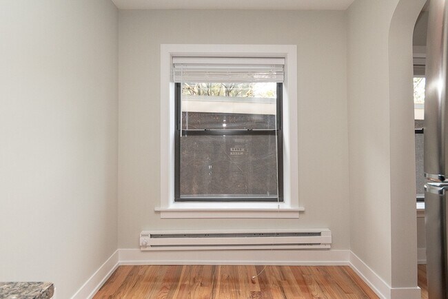 Foto del edificio - 564 W Arlington Pl