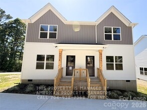Building Photo - 846 S 4th St