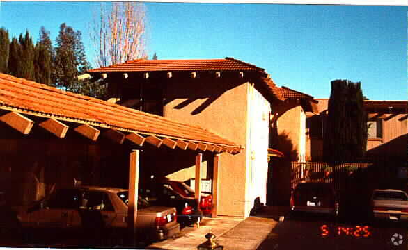 Foto principal - 1126 4th St