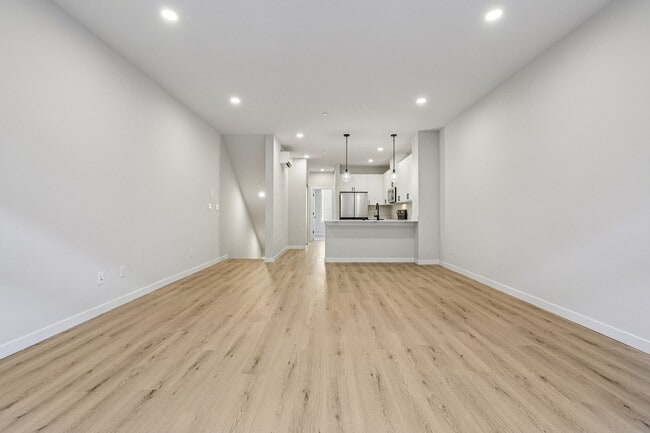 Living area - 14707 87th Ave SE