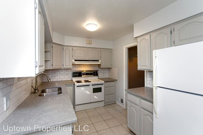 Building Photo - 3 br, 2 bath House - 7741 SE 45th Ave