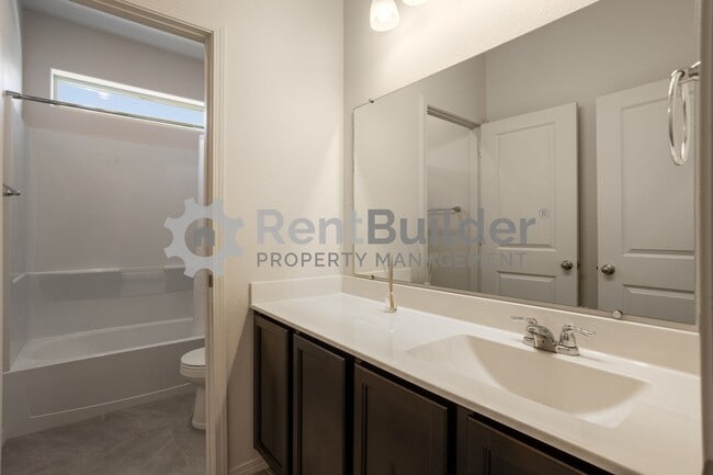 Building Photo - !!WINTER PRICING SPECIAL!!!  ASK ABOUT ADD...