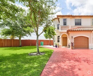 Building Photo - 13500 SW 51st St