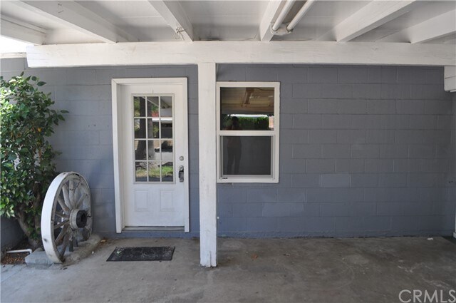 Building Photo - 1321 Campus Ave