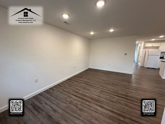 Building Photo - 817 Vine Street