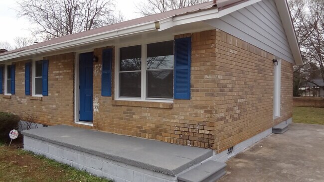 Foto del edificio - 8349 Kendrick Rd