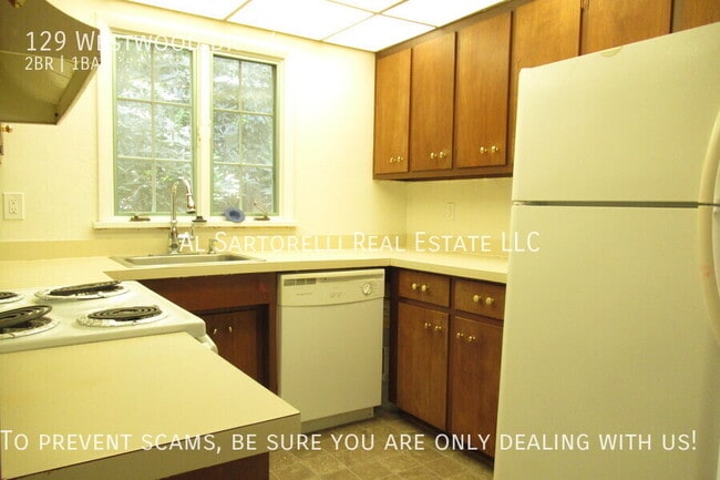 Building Photo - 129 Westwood Dr