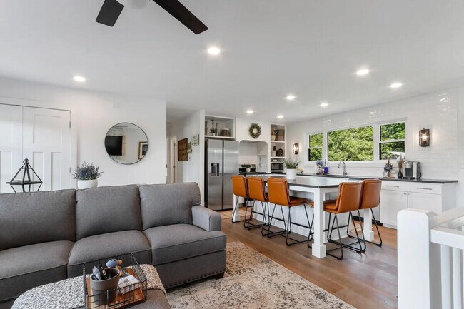 Foto del edificio - 190 Dewey Ave