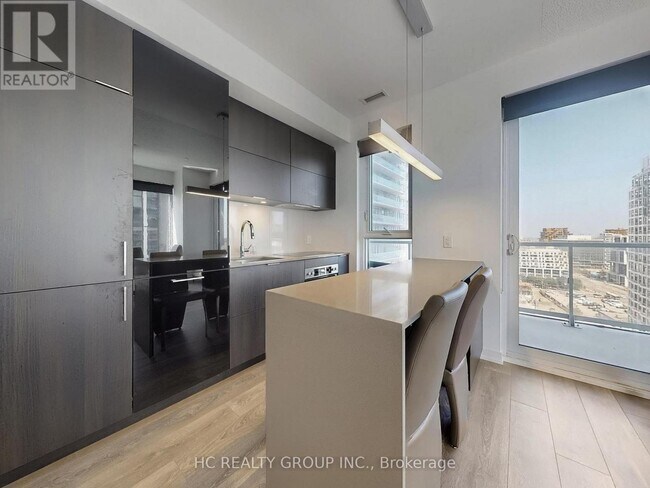 Photo du bâtiment - 15 Lower Jarvis St