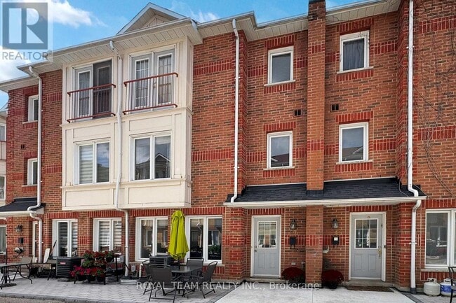 Photo du bâtiment - 151 Townsgate Dr