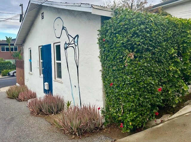 Foto principal - 954 Hyperion Ave