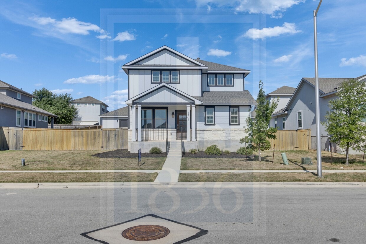 Primary Photo - 2701 Brushwood Mdw