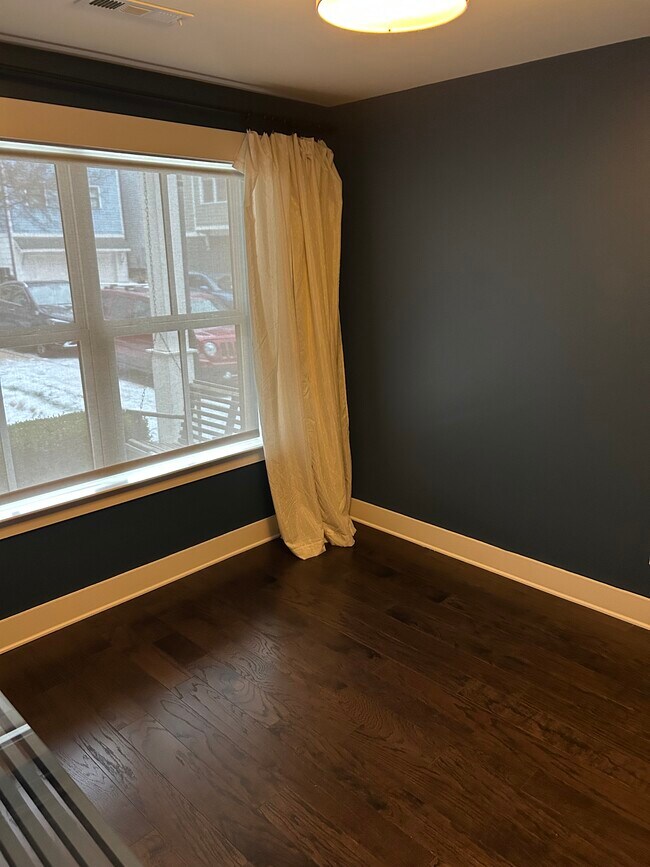 Foto del edificio - 606 Centerpoint Ln