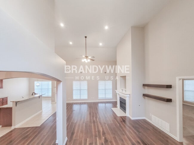 Building Photo - 9876 Brimfield Dr