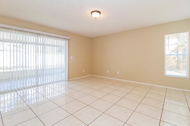Foto del edificio - 14429 Grassy Cove Cir