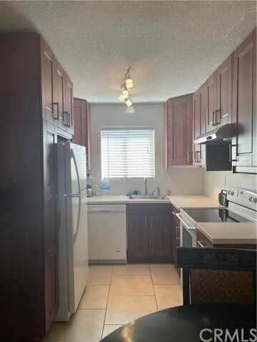 Foto del edificio - 807 E Cottonwood Rd