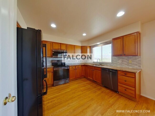 Foto del edificio - 4055 Morning Glory Rd