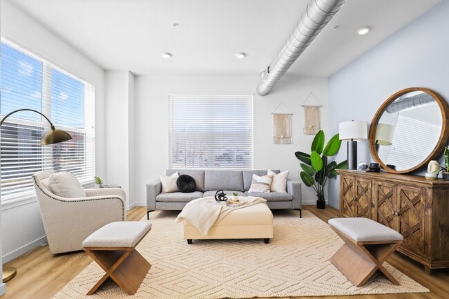 Foto del edificio - 210 Emery St