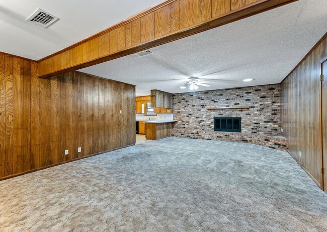 Building Photo - 1013 Meadowlark Ln