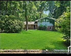 Building Photo - 719 Cheviot Dr