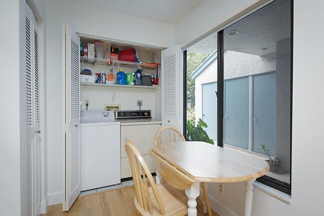 Foto del edificio - 903 Harbour Pointe Way